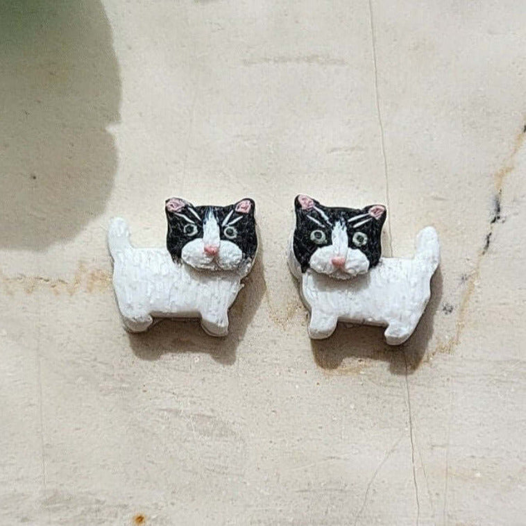 Cute tiny cat stud earrings