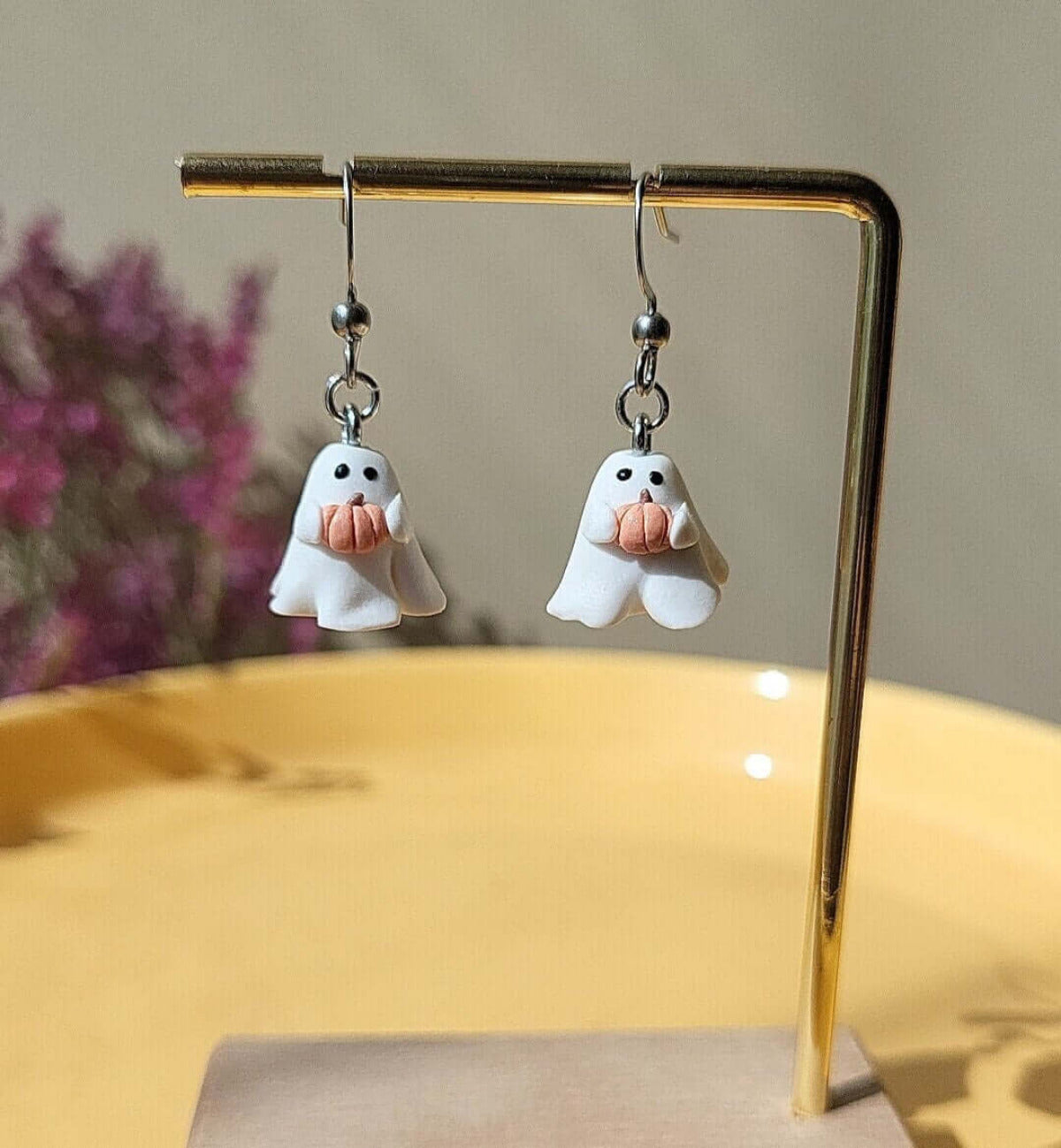 Halloween ghost sheet earrings