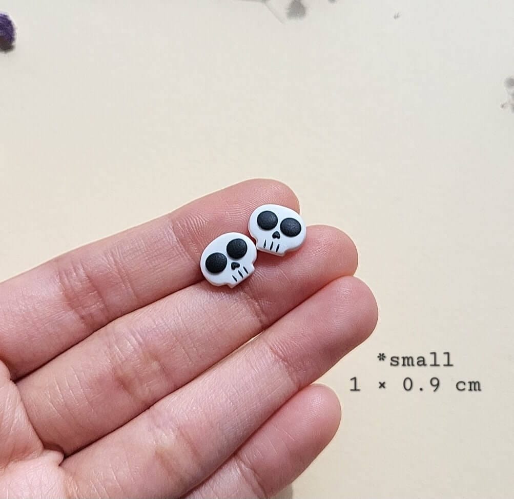 White Skull Stud Earrings, Spooky Jewelry, Polymer Clay, Halloween