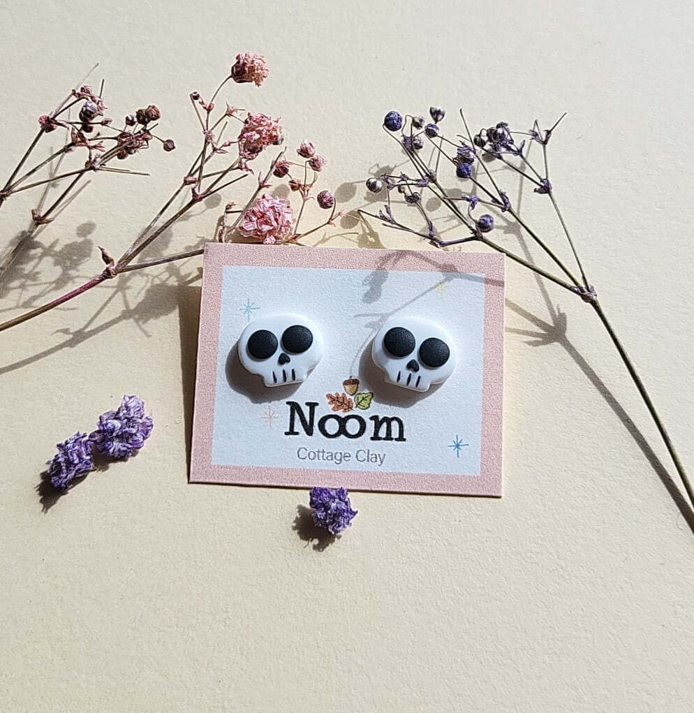 White Skull Stud Earrings, Spooky Jewelry, Polymer Clay, Halloween
