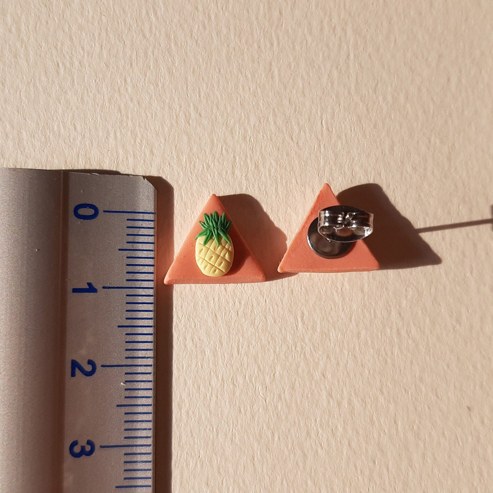 Ananasų smeigtukai, mieli vaisių papuošalai, gamtos įkvėpti, mieli, smagūs, vasara