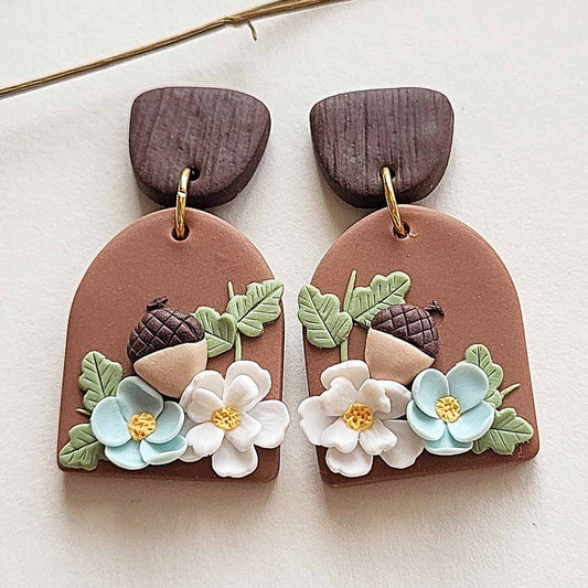 Acorn flower earrings handmade - Rankų darbo auskarai „Gėlės ir gilė“