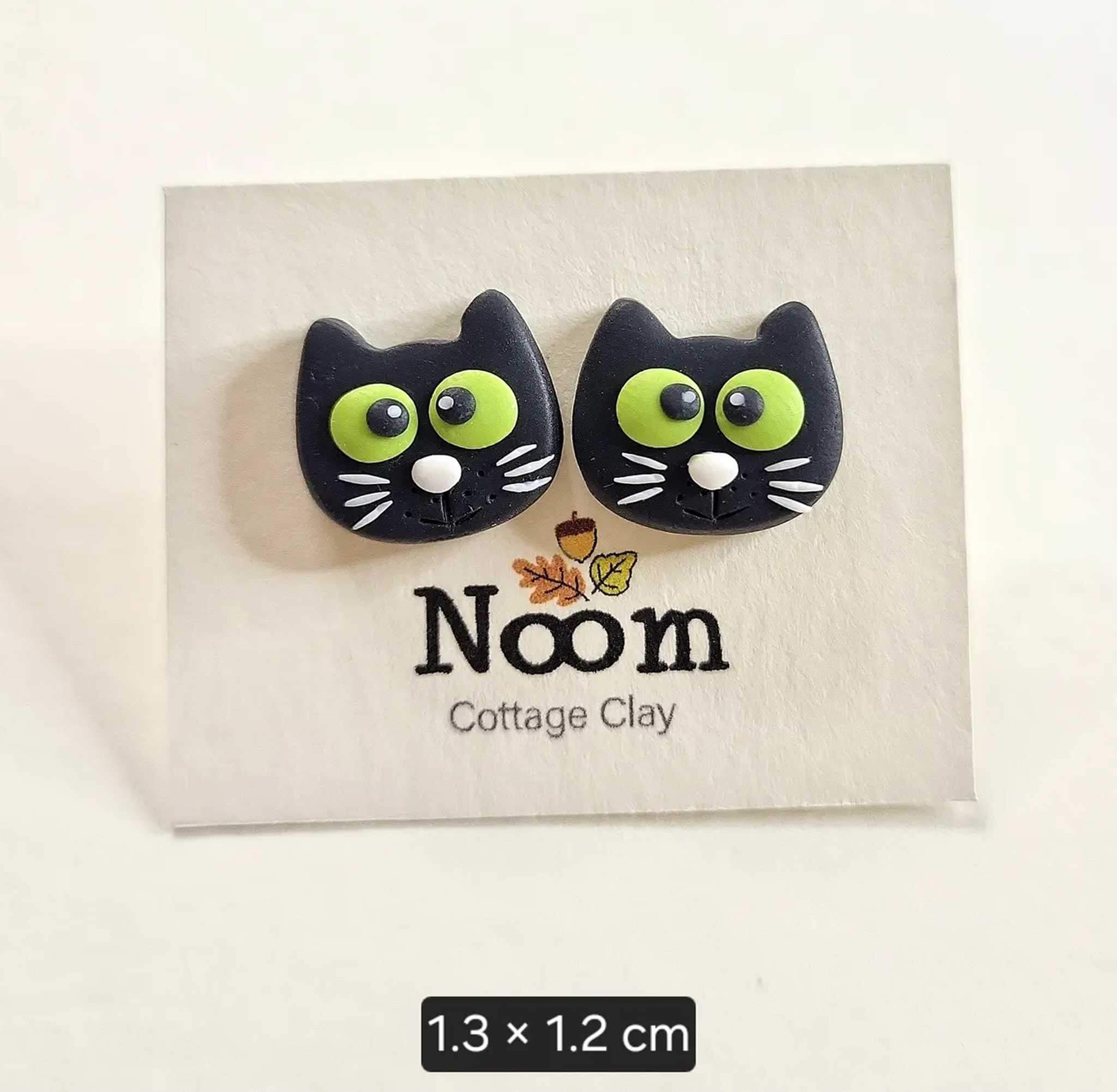 Black cat stud earrings and black cat gifts for girls and women
