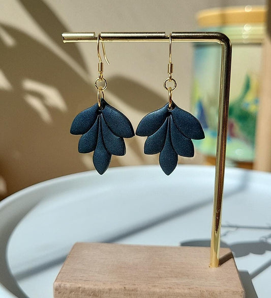 Minimalist black leaf clay earrings