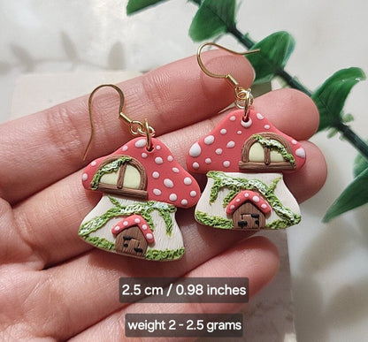 Cottagecore mushroom earrings handmade polymer clay - Rankų darbo auskarai su grybu