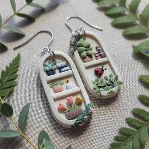 Cottagecore dangle plant shelf polymer clay earrings with books and ladybug - Unique jewelry gift for plant lovers
