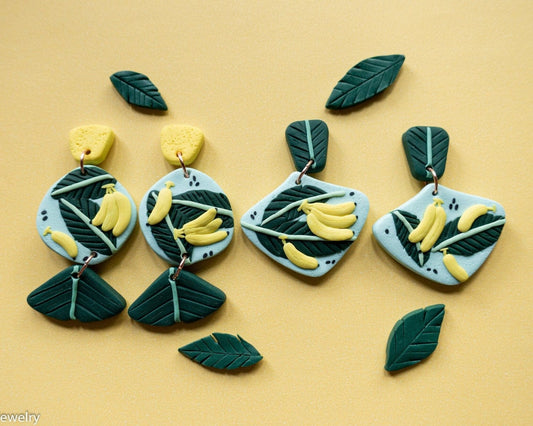 Dangle banana earrings 