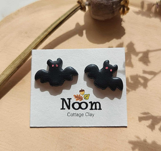 Halloween bat stud earrings