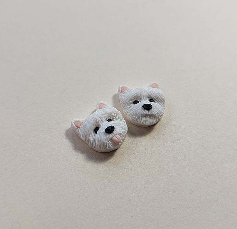 Cute Westie dog stud earrings, polymer clay dog jewelry gift – Rankų darbo smeigiami auskarai su Vakarų Highland baltoji terjeras