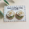 Cute white flower stud earrings polymer clay - Rankų darbo auskarai su balta gėle