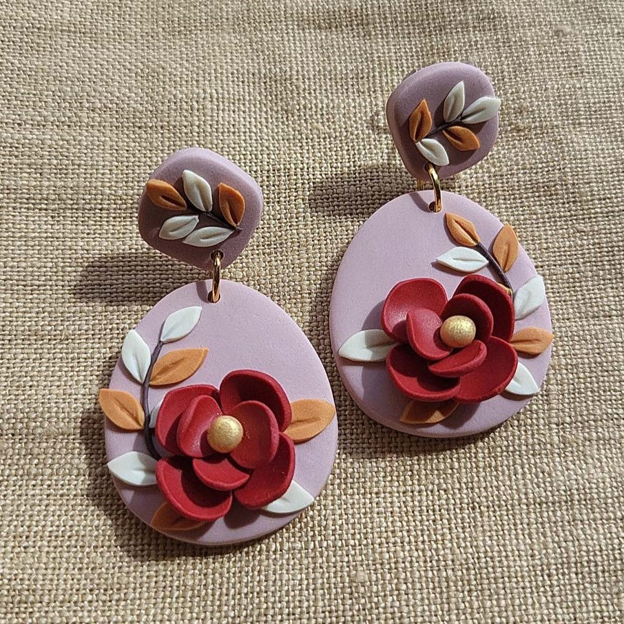 Dainty flower polymer clay earrings - Rankų darbo auskarai su raudona gėle