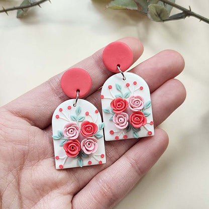 Handmade rose polymer clay earrings - Ranku darbo auskarai su rozemis.
