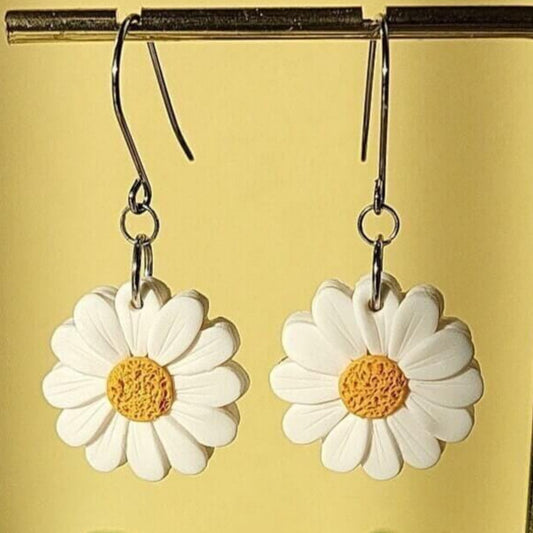 Daisy flower earrings - Rankų darbo auskarai „Ramunė“