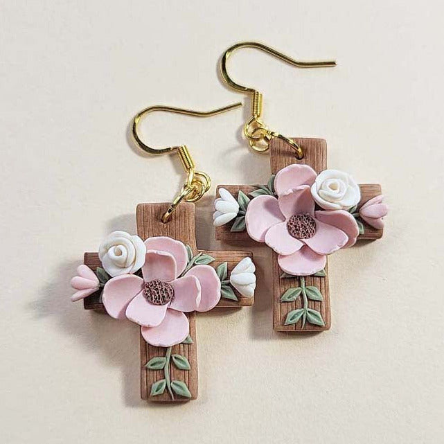 Easter floral cross earrings– delicate spring jewelry inspired by faith -
Rankų darbo auskarai su Velykų gėlėmis kryžiaus formos 