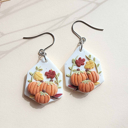 Autumn pumpkin polymer clay earrings - Rankų darbo auskaras su moliūgu ir gėle