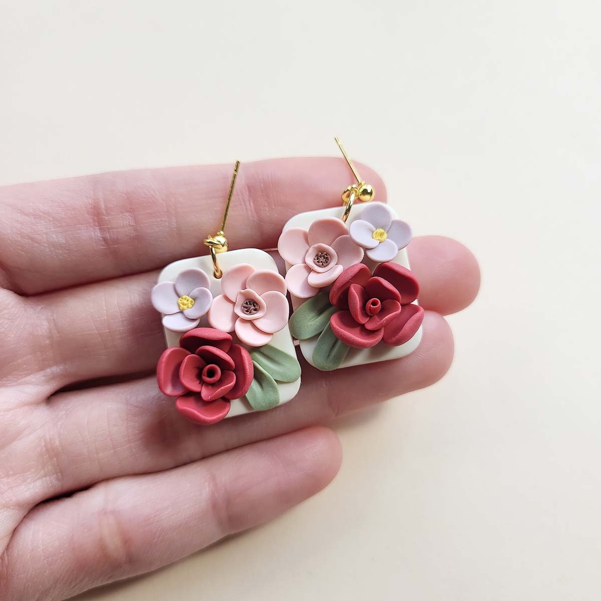 Cute summer floral polymer clay earrings - Rankų darbo auskarai su gėlėmis