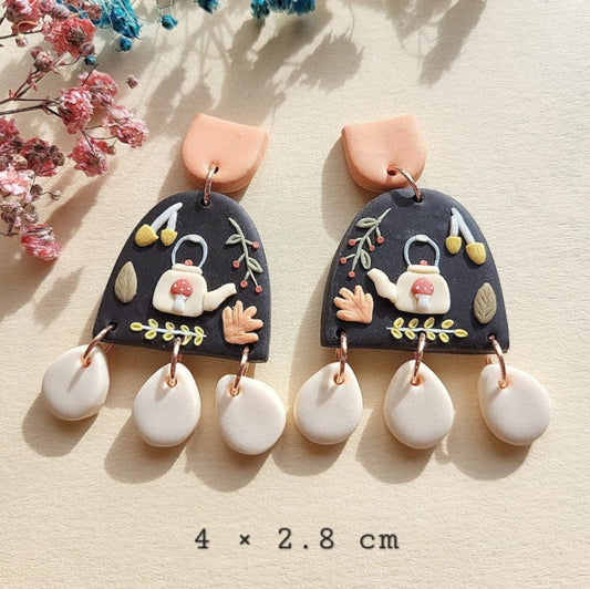 Handmade cottagecore teapot earrings are handcrafted from polymer clay - Rankų darbo auskarai su arbatinuku