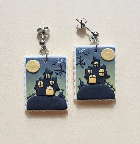 Halloween haunted house earrings 