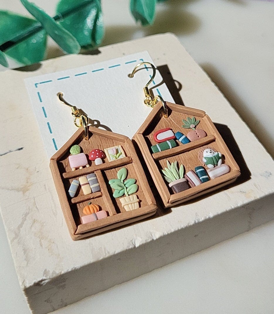 Cute book lover gifts for her