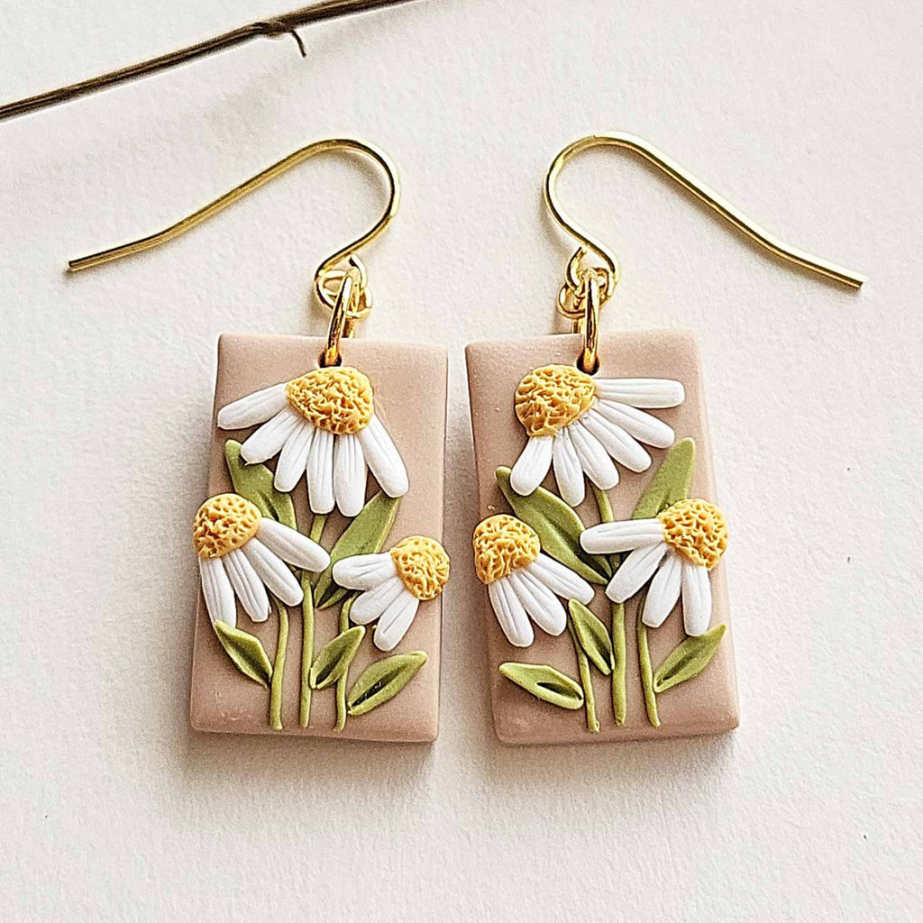 Daisy earrings handmade