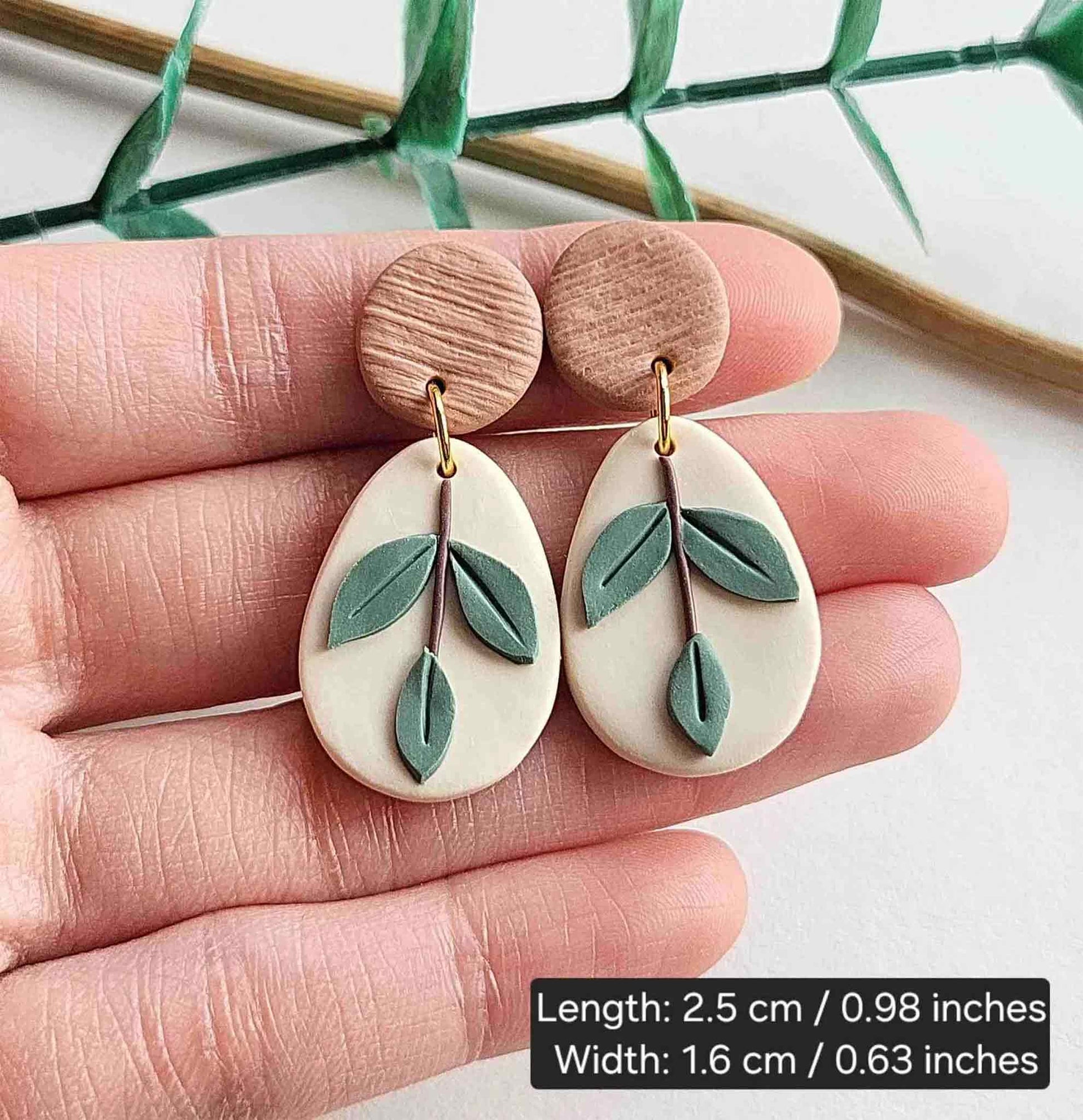 Green leaf earrings for women