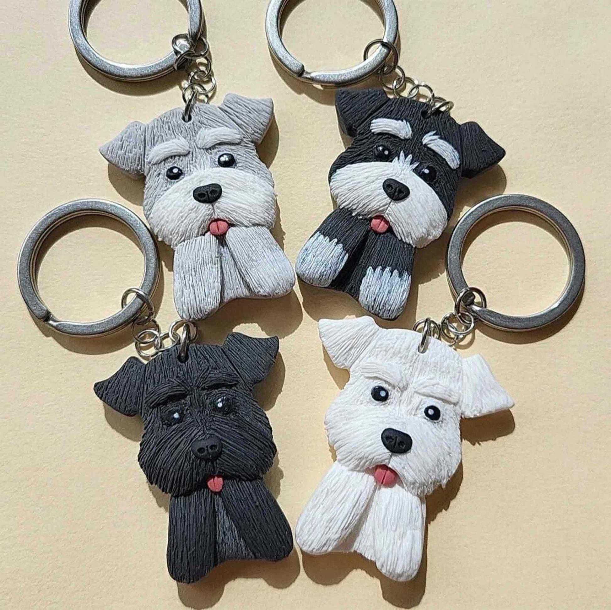 Handmade Schnauzer dog keychain, polymer clay dog gift – Rankų darbo raktų pakabukas su šnauceriu