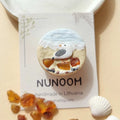 Handmade seagull amber brooch, polymer clay bird jewelry gift – Rankų darbo sagė su gintaru