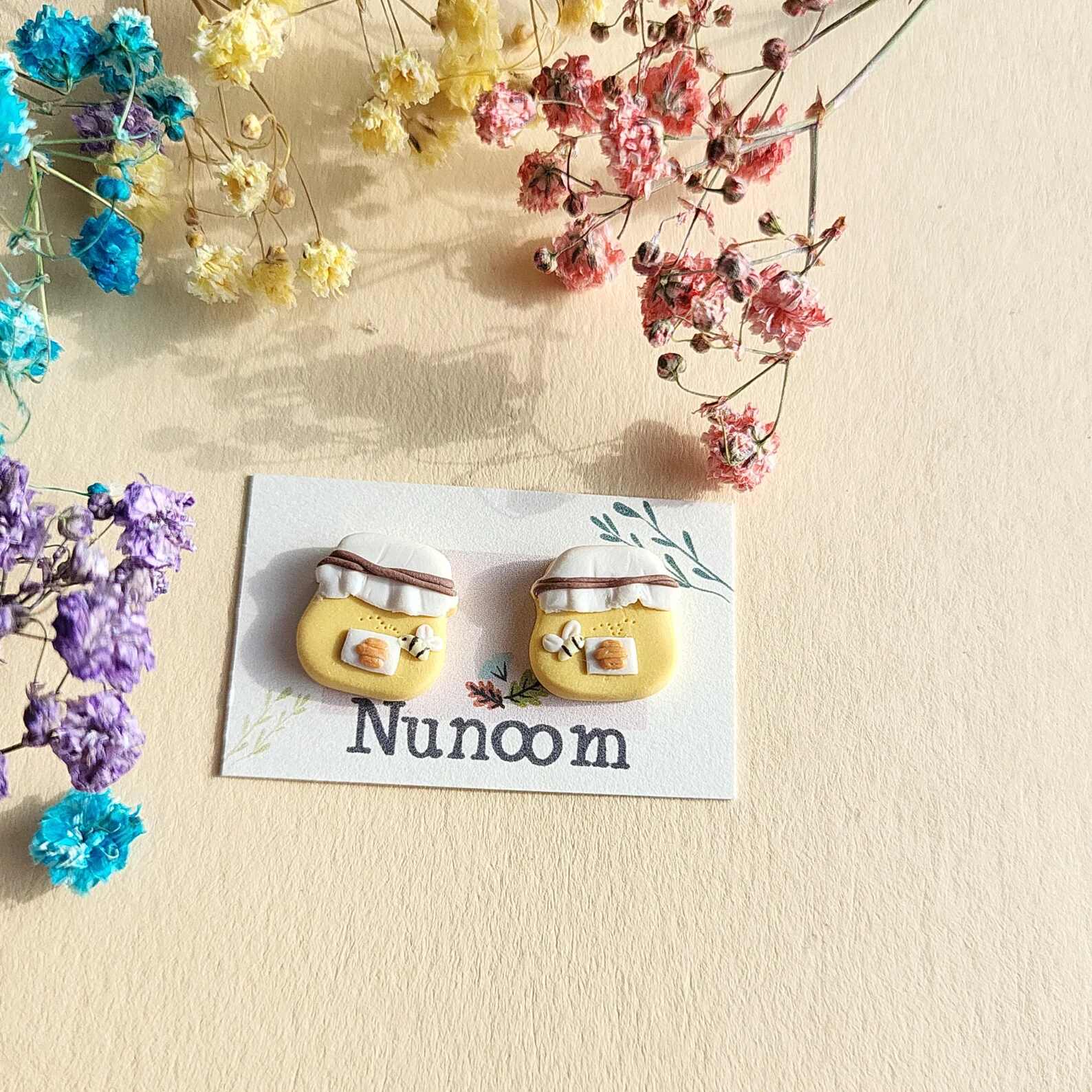 Honey bee hive stud earrings