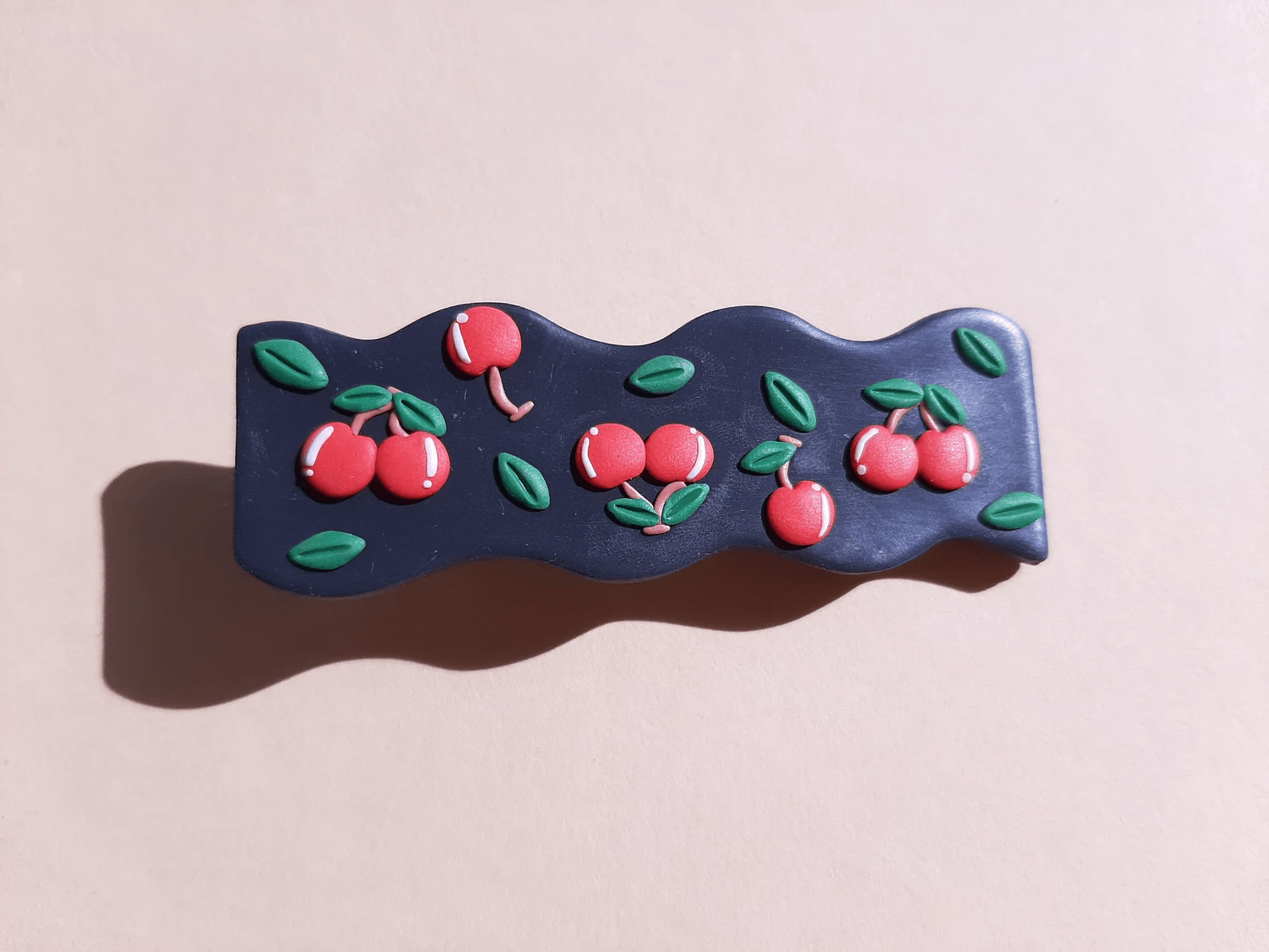 Pendientes de cereza • Pinza para el pelo con cerezas • Pendientes de frutas bonitos • Joyas de arcilla polimérica • Verano • Primavera