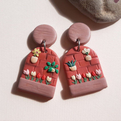 Tulpenblumen-Ohrringe • Blumen-Ohrringe • Polymer-Ton-Ohrringe • Handgemachter Schmuck • Geschenk für Frauen