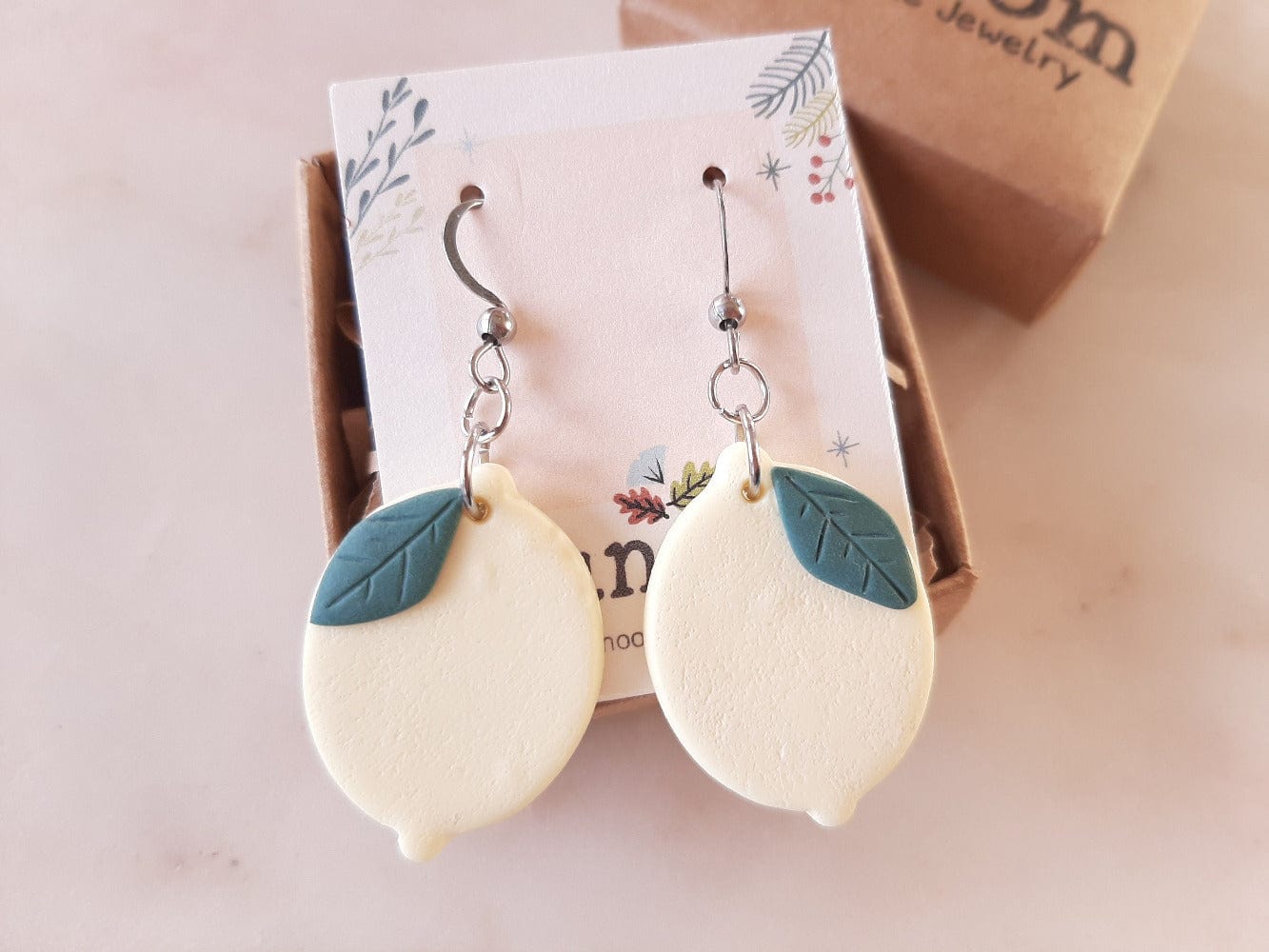 Boucles d'oreilles pendantes citron | Bijoux en argile fruitière