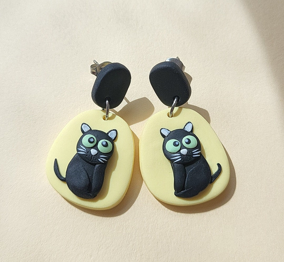 funny black cat earrings