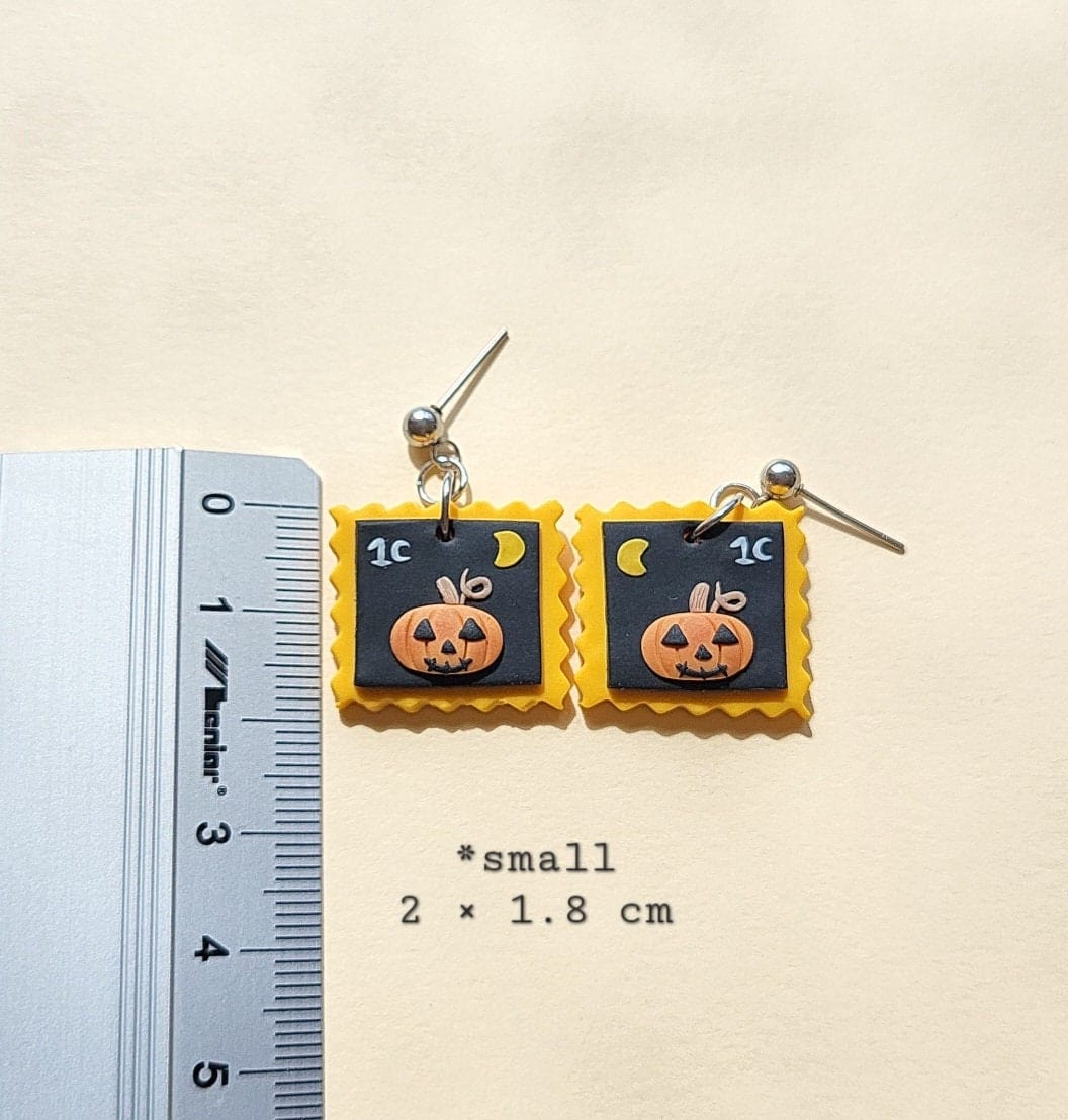Boucles d'oreilles citrouille d'Halloween • Boucles d'oreilles mignonnes et effrayantes • Bijoux en pâte polymère • Cadeau fait main pour elle