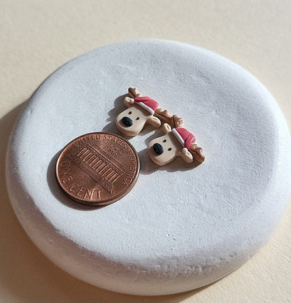 Weihnachts-Rentier-Steckerohrringe, handgefertigte Ohrringe aus Polymer Clay, Weihnachtsgeschenk für sie, Strumpffüller