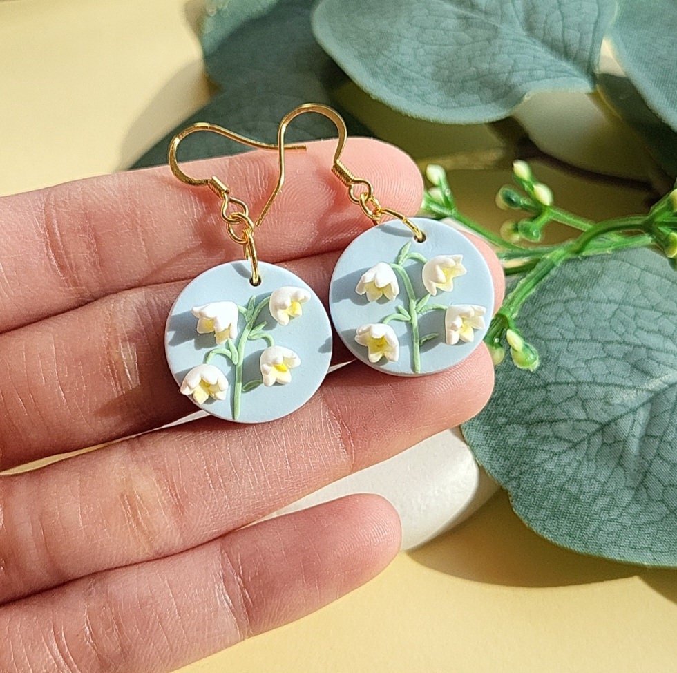 Pendientes de lirio de los valles • Pendientes de flor de hada blanca • Orquídea campana • Joyas de arcilla polimérica • Regalo para el día de la madre