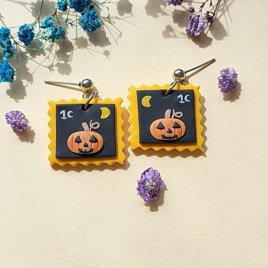 Boucles d'oreilles citrouille d'Halloween • Boucles d'oreilles mignonnes et effrayantes • Bijoux en pâte polymère • Cadeau fait main pour elle