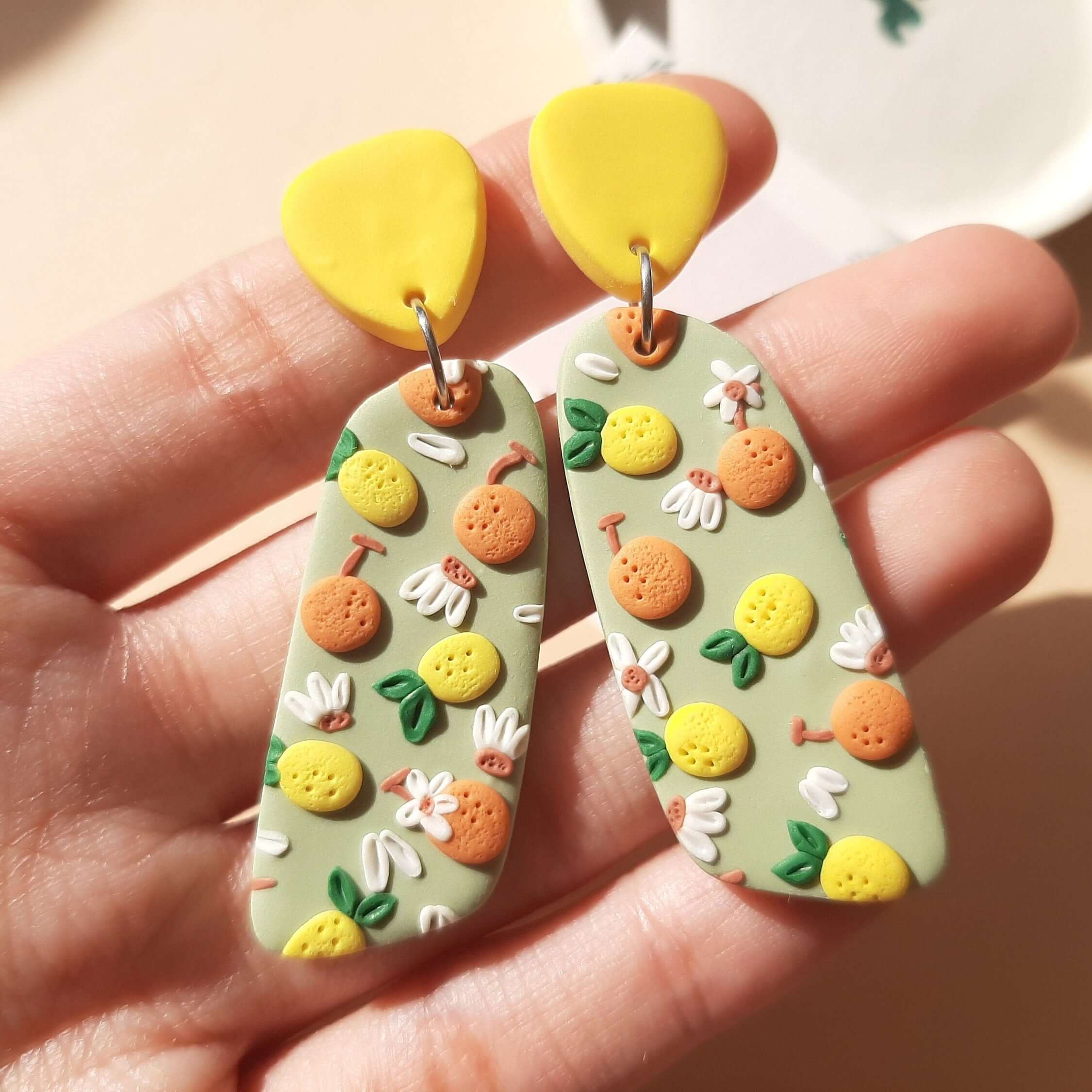 Pendientes de limón, pendientes de naranja, linda pinza para el cabello con forma de fruta, joyería de arcilla polimérica, primavera, verano