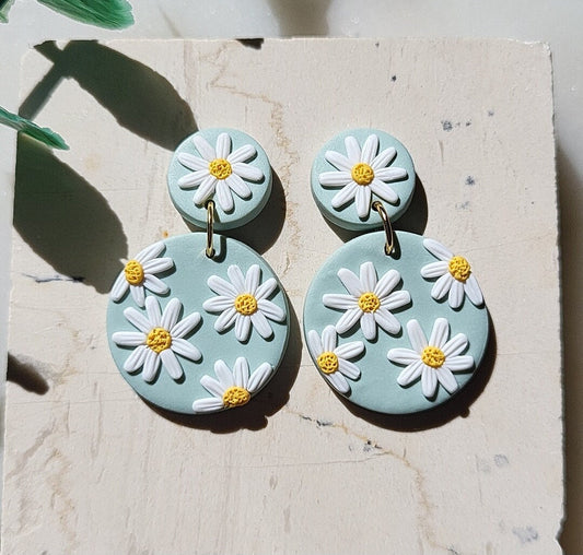 Daisy flower earrings