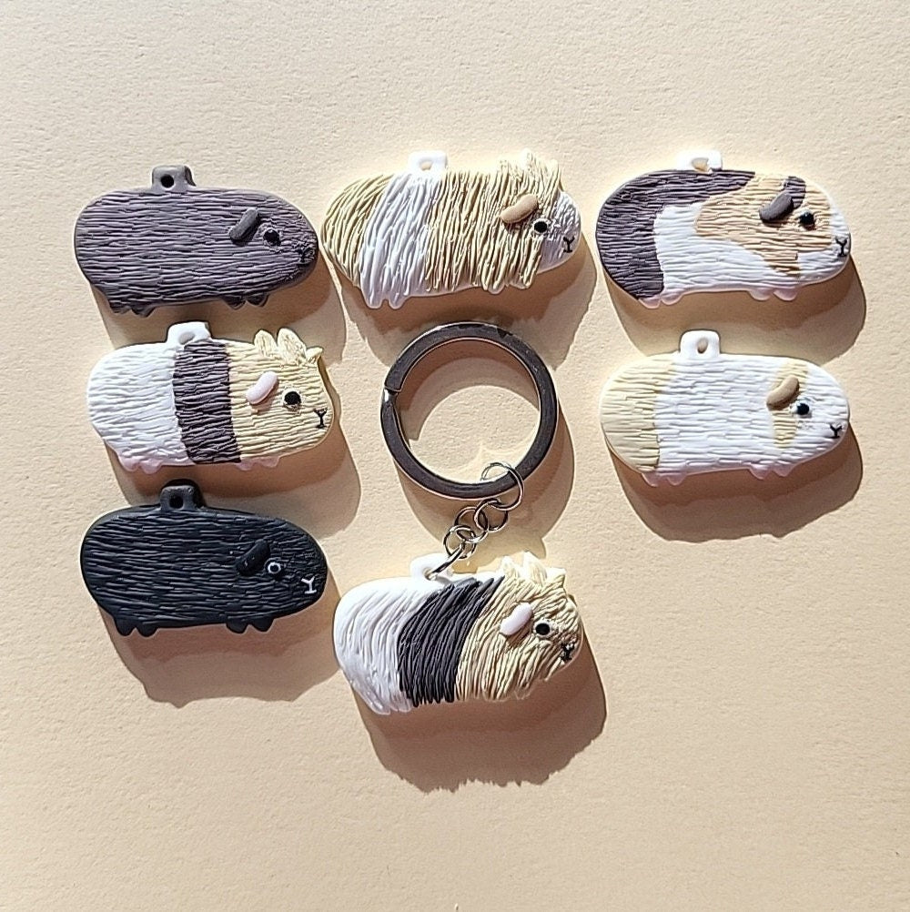 guinea pig keychain