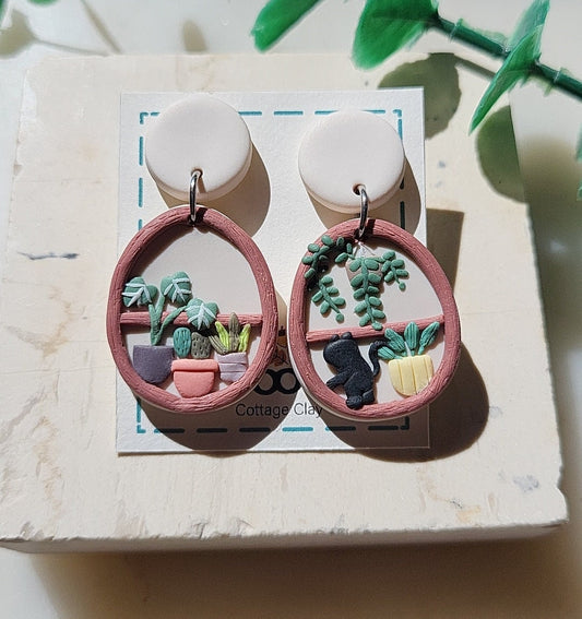 Pendientes con repisa para plantas • Pendientes con gato negro • Joyas estilo cottagecore • Arcilla polimérica • Regalo lindo para ella que ama las plantas • Pendientes con clip • Divertidos • Caprichosos