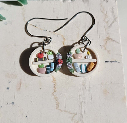 Pendientes de estantería colgantes pequeños