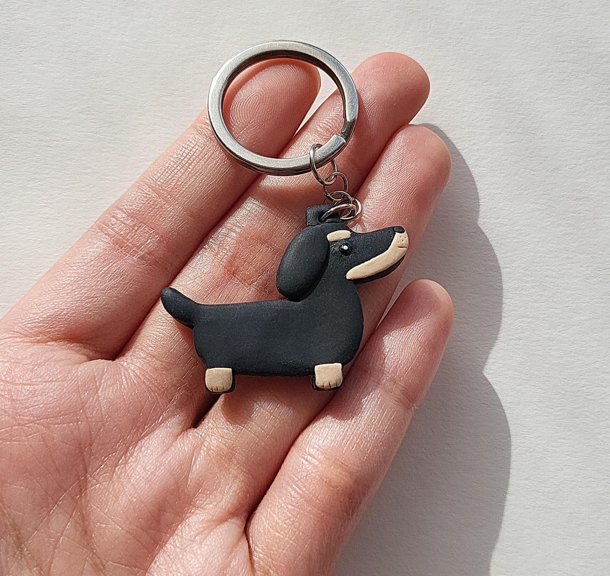 Doxie dog keyring