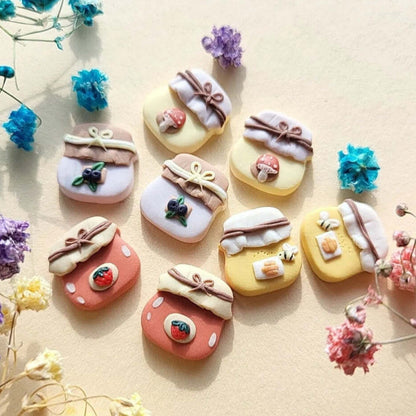 Cute jam stud earrings - Handmade polymer clay food earrings - Rankų darbo auskarai smeigtukai su uogiene