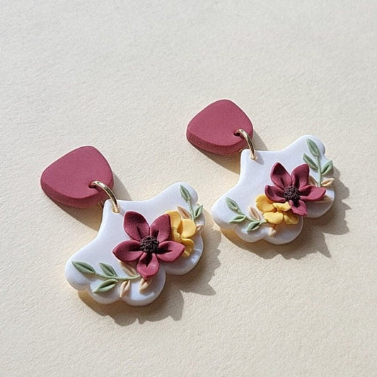 Polymer clay red flower earrings - Rankų darbo auskarai „Gėlės“