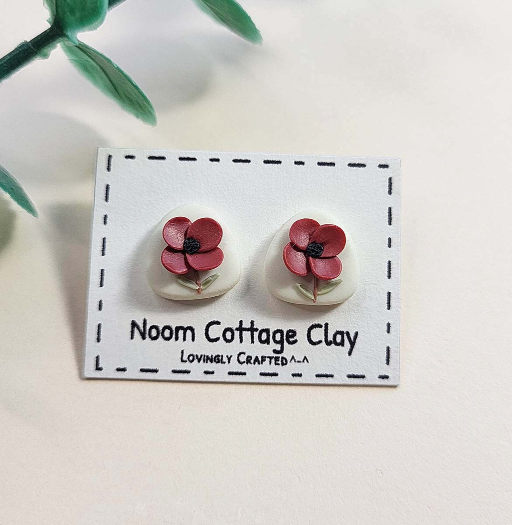 Handmade polymer clay flower stud earrings - Rankų darbo auskaras su gėle