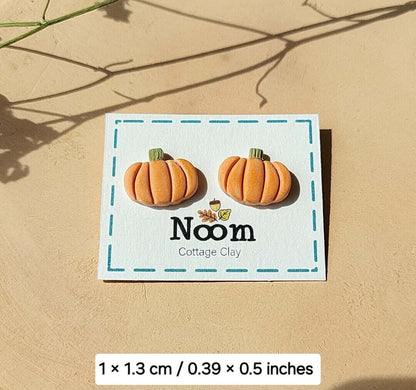 Pumpkin studs