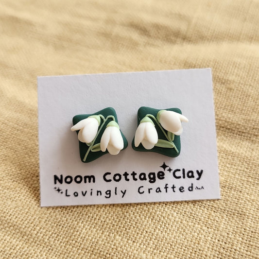 Handmade Snowdrop flower stud polymer clay earrings - Rankų darbo auskarai smeigtukai su snieguolių motyvais