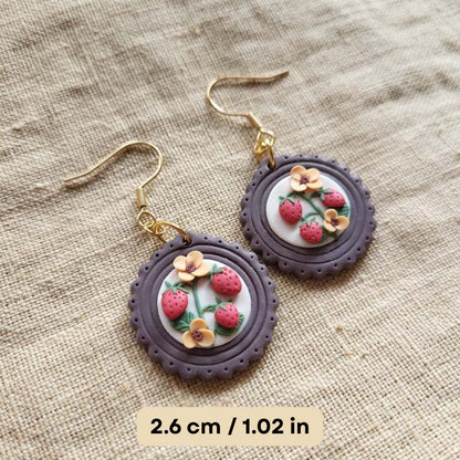 Handmade strawberry polymer clay earrings - Rankų darbo auskarai su braškių motyvais