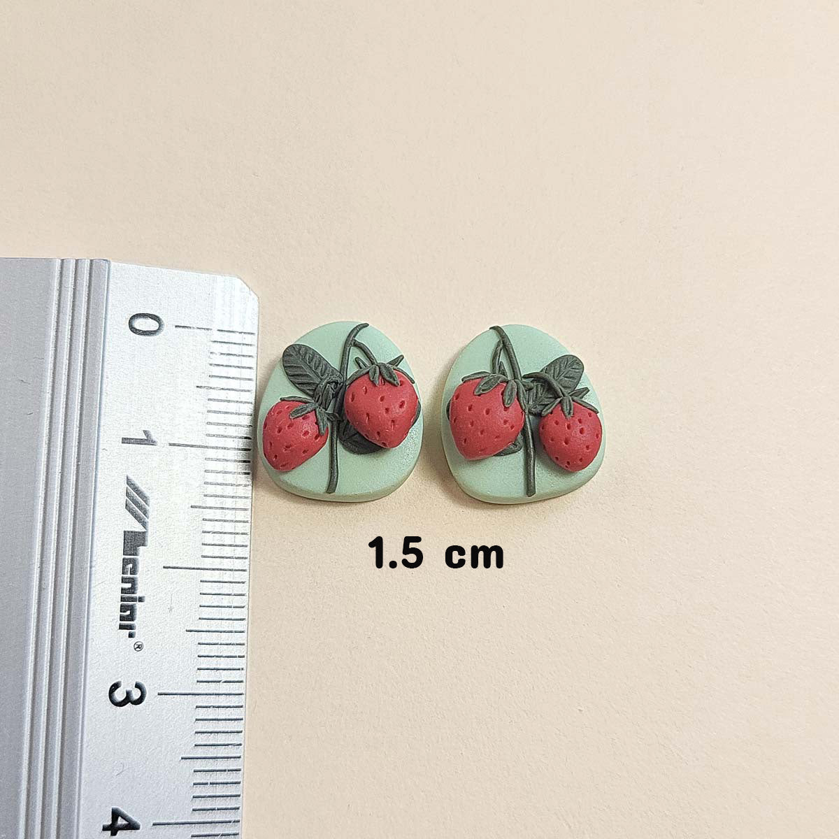 Strawberry stud earrings - Rankų darbo auskarai su braškėmis