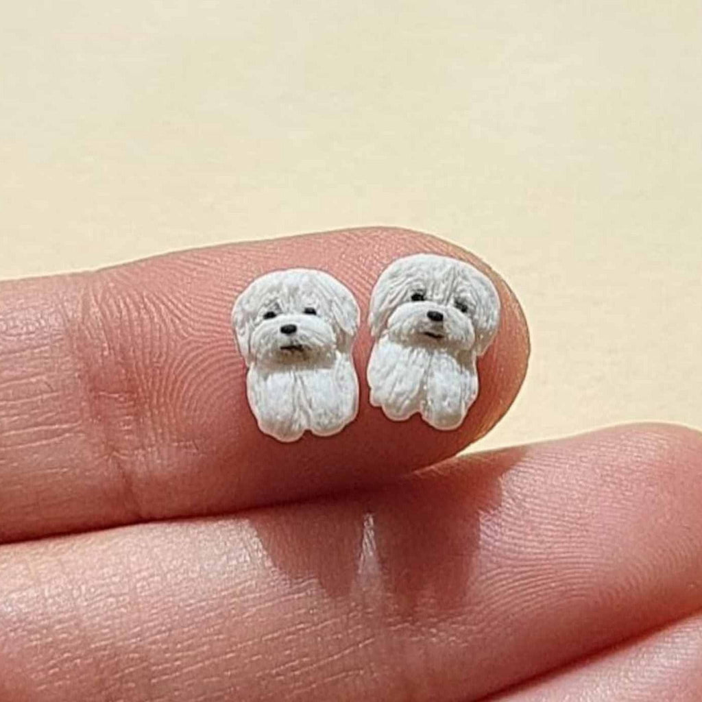 Handmade Tiny Maltese Dog Stud Earrings - Cute Gift for Dog Lovers, Perfect for Girls and Women - Auskarai su Maltos bišonu